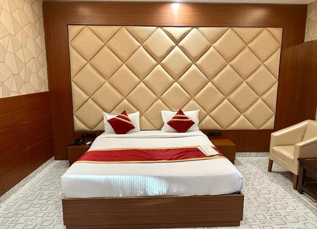Royal Heritage Hotel & Resort Ayodhya Kültér fotó