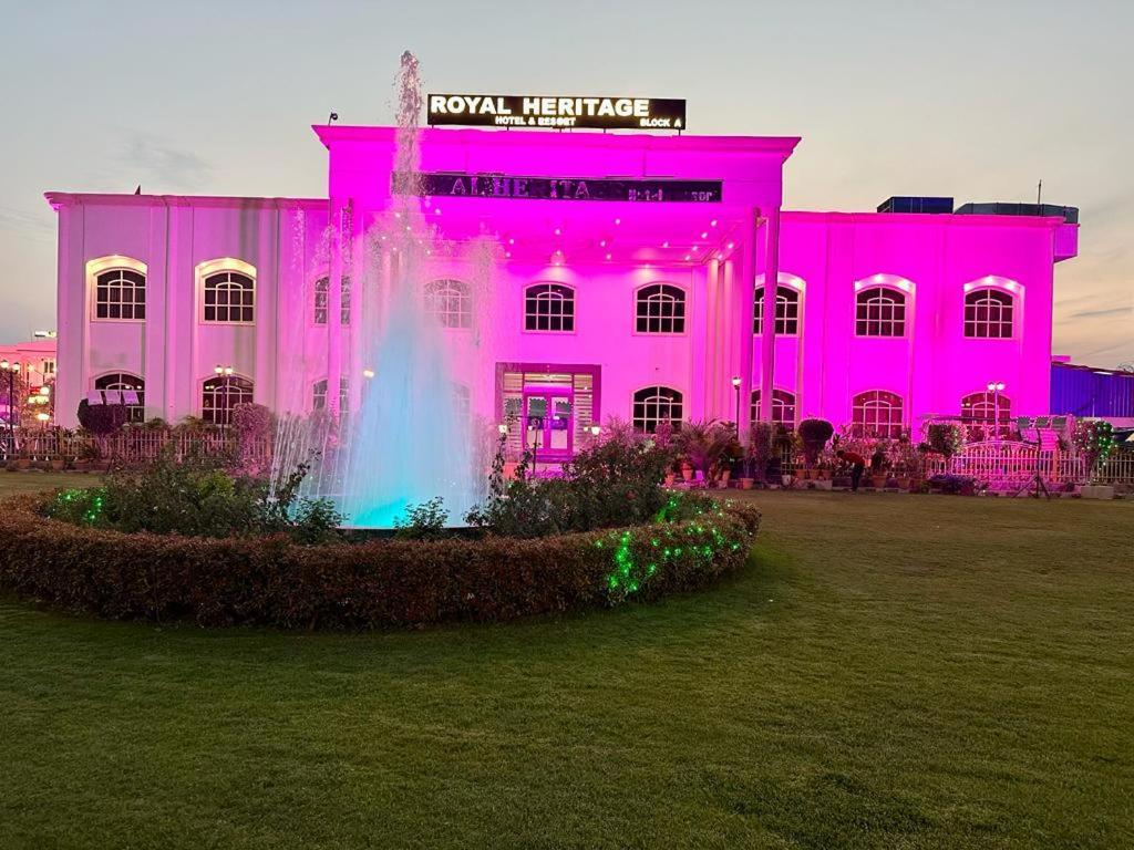 Royal Heritage Hotel & Resort Ayodhya Kültér fotó