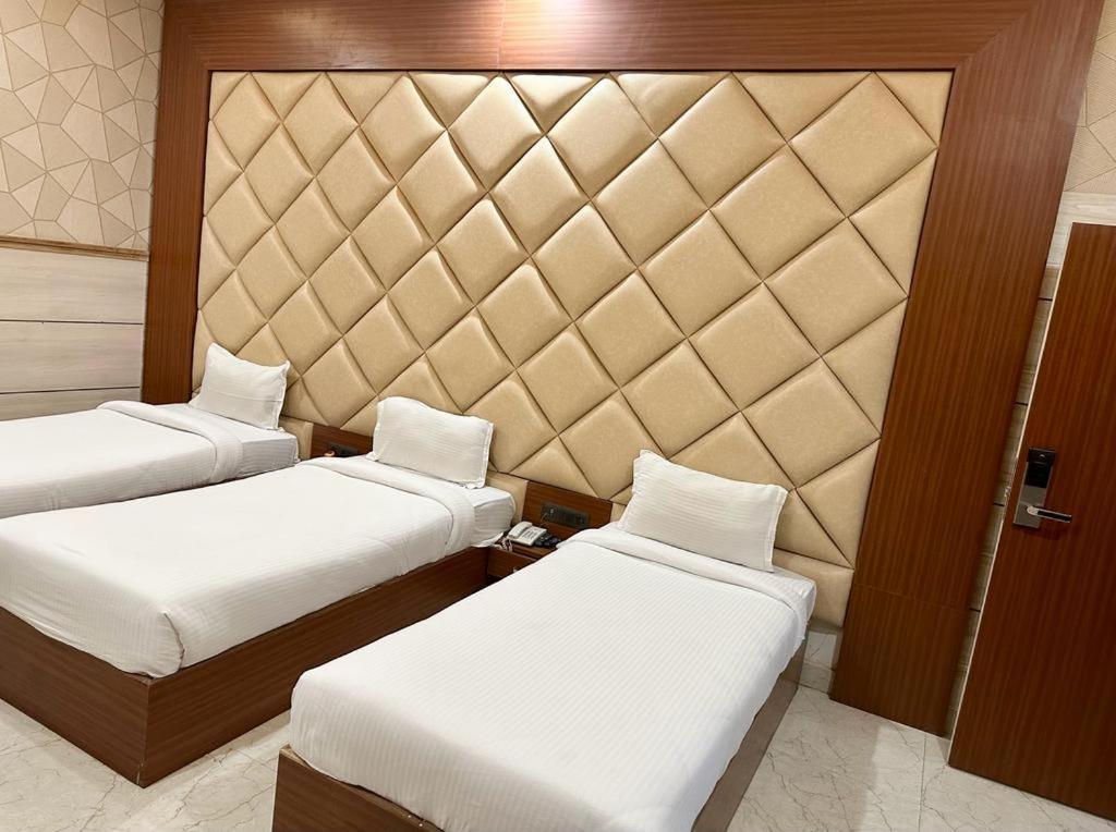 Royal Heritage Hotel & Resort Ayodhya Kültér fotó