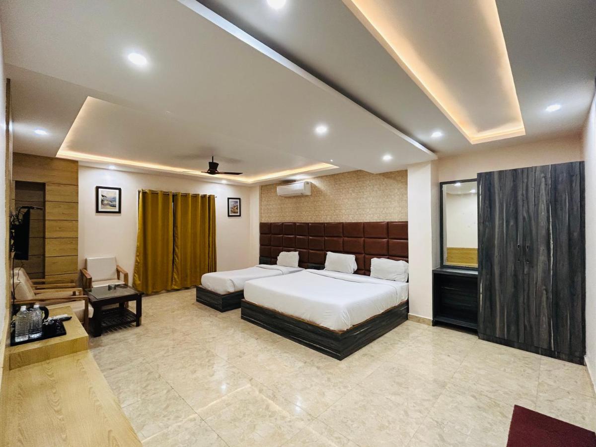 Royal Heritage Hotel & Resort Ayodhya Kültér fotó